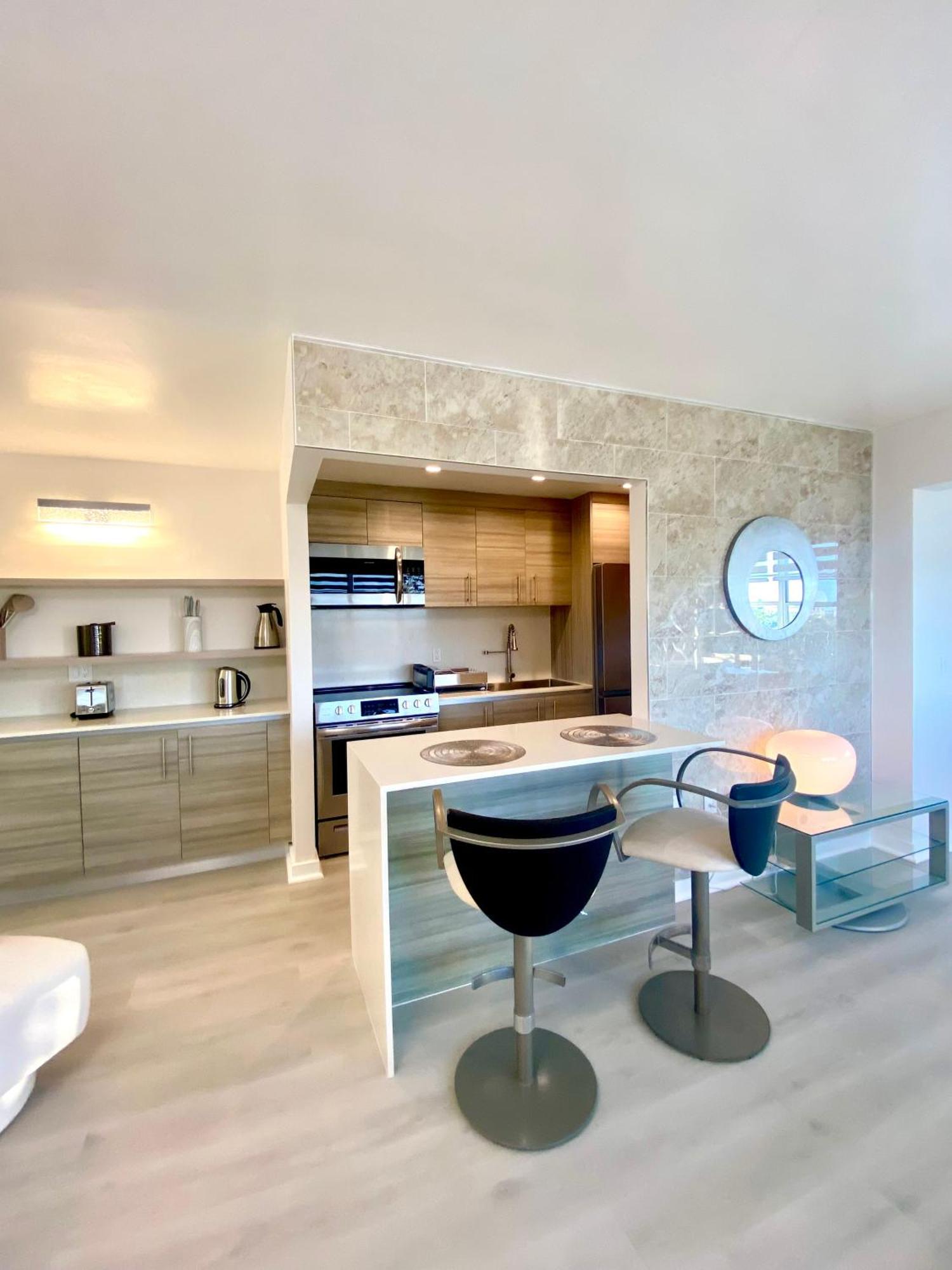 Panoramic Luxurious Waterfront One Bedroom Apartment With Miami Skyline View Free Parking 5Min Drive To Miami Beach Exterior foto